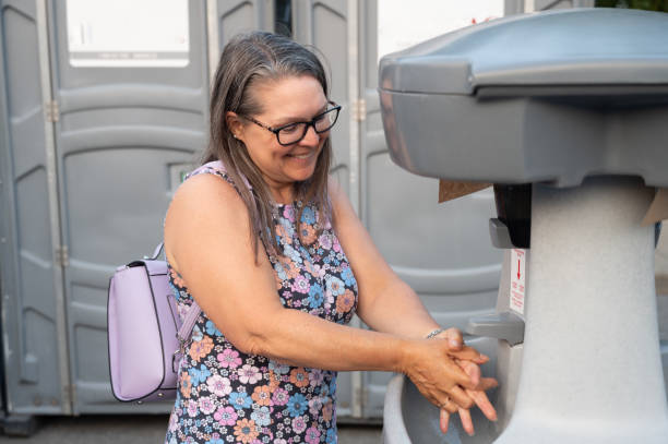 Best Porta potty delivery and setup  in Scottsbluff, NE